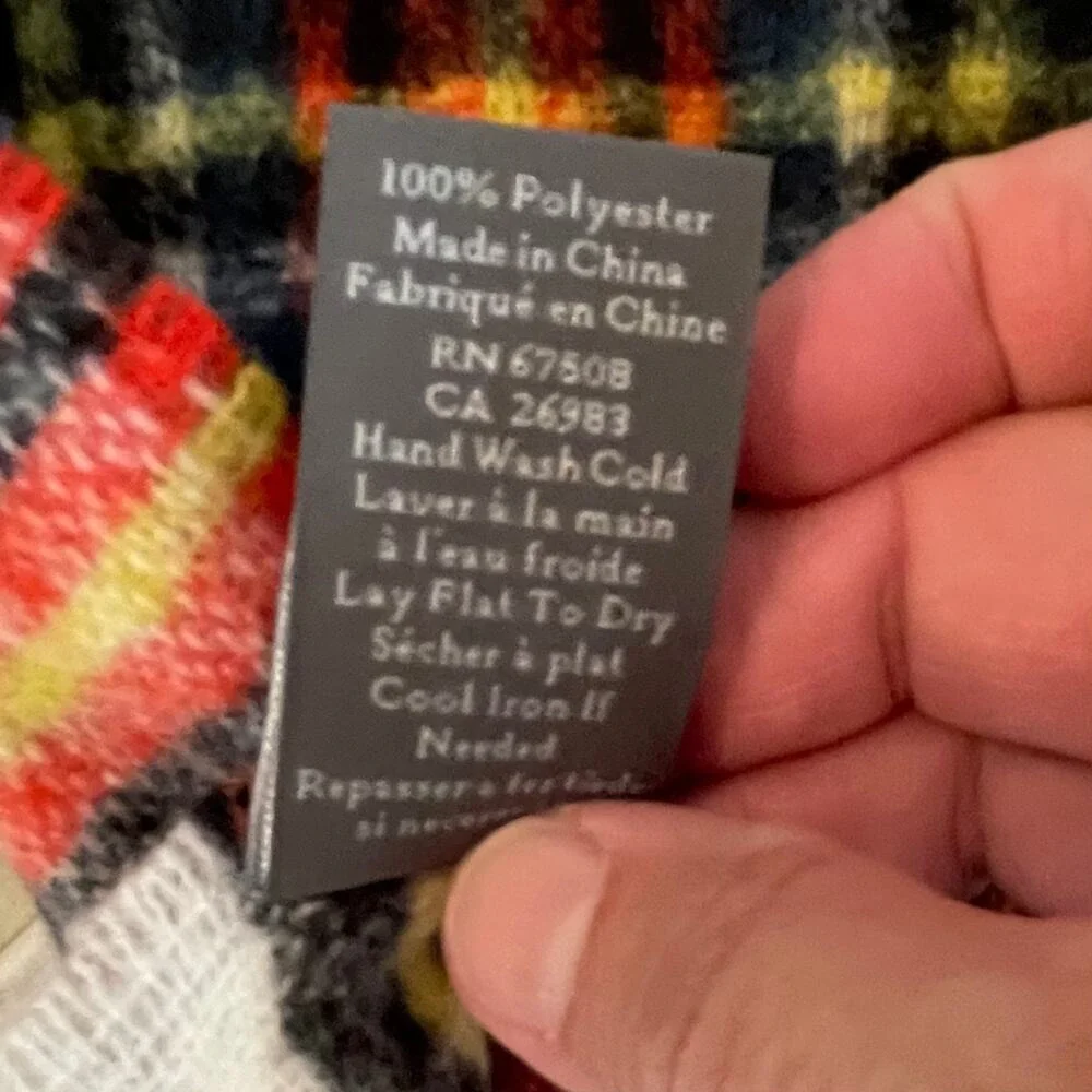 Vince Camuto Scarf Womens Blanket Wrap Plaid Tartan‎ Oversized 20x74 Preppy NWOT